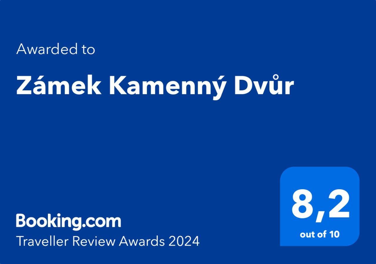 Отель Zamek Kamenny Dvur Kynsperk nad Ohri Экстерьер фото